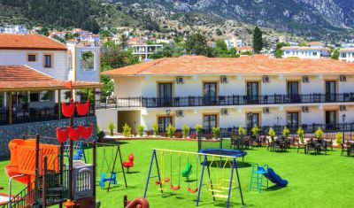 Imagine pentru Riverside Garden Resort 4* valabile pentru Litoral 2025