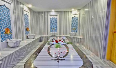 Imagine pentru Riverside Garden Resort 4* valabile pentru Litoral 2025