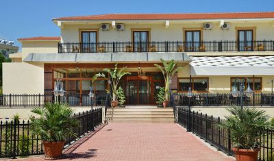 Imagine pentru Riverside Garden Resort 4* valabile pentru Litoral 2025