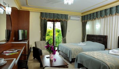 Imagine pentru Riverside Garden Resort 4* valabile pentru Litoral 2025