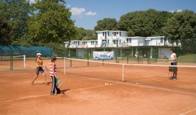 Imagine pentru Russalka Elite Holiday Village 3*/4* valabile pentru Litoral 2025