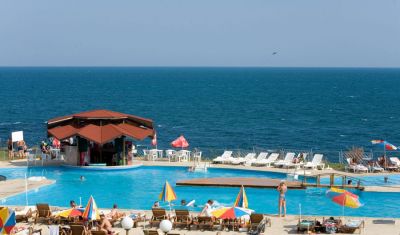 Imagine pentru Russalka Elite Holiday Village 3*/4* valabile pentru Litoral 2025