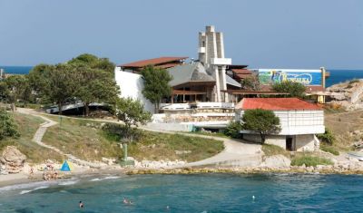 Imagine pentru Russalka Elite Holiday Village 3*/4* valabile pentru Litoral 2025
