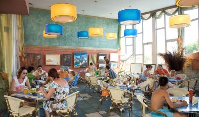 Imagine pentru Russalka Elite Holiday Village 3*/4* valabile pentru Litoral 2025