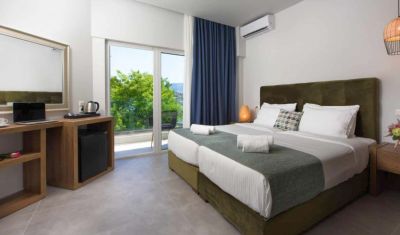 Imagine pentru The Royal Grand Hotel 3*  valabile pentru Litoral 2025