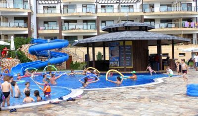 Imagine pentru Topola Skies Resort & Aquapark 4*  valabile pentru Litoral 2025