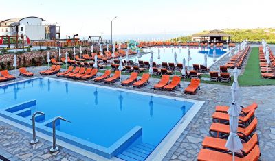 Imagine pentru Topola Skies Resort & Aquapark 4*  valabile pentru Litoral 2025