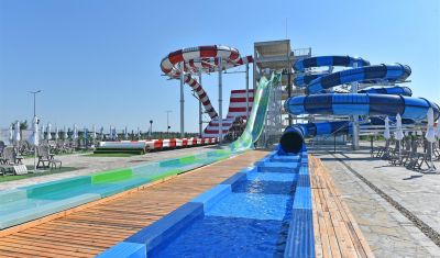Imagine pentru Topola Skies Resort & Aquapark 4*  valabile pentru Litoral 2025