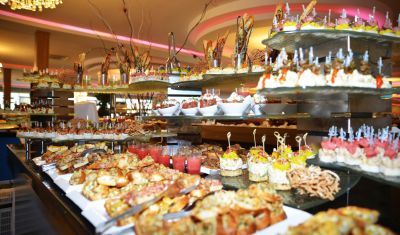 Imagine pentru Transatlantik Hotel & Spa 5* valabile pentru Litoral 2025