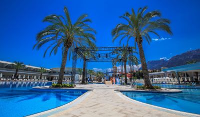 Imagine pentru Transatlantik Hotel & Spa 5* valabile pentru Litoral 2025