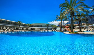 Imagine pentru Transatlantik Hotel & Spa 5* valabile pentru Litoral 2025