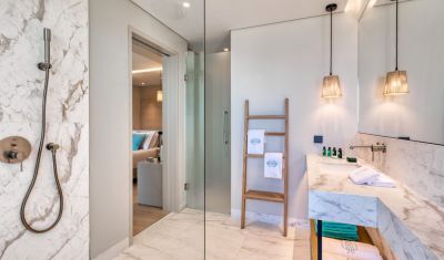 Imagine pentru Vathi Cove Luxury Resort & Spa 5* valabile pentru Litoral 2025