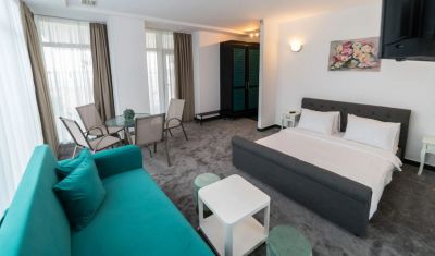 Imagine pentru Vile Avenue Palm Eforie Nord 3* valabile pentru Litoral 2025
