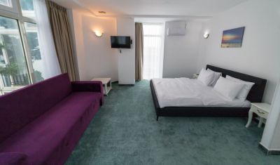 Imagine pentru Vile Avenue Palm Eforie Nord 3* valabile pentru Litoral 2025