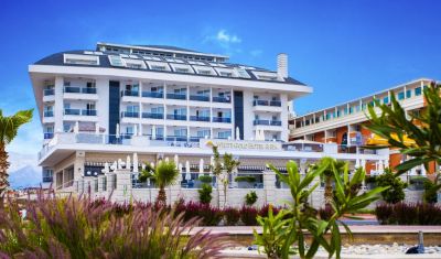 Imagine pentru White Gold Hotel & Spa 5* valabile pentru Litoral 2025