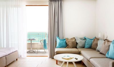 Imagine pentru White Lagoon Beach Resort 4*  valabile pentru Litoral 2025