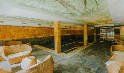 Imagine pentru Hotel Complex Lostrita 4* valabile pentru Maramures 2024