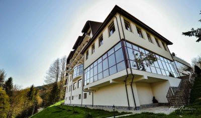 Imagine pentru Hotel Valea Cu Pesti 4* valabile pentru Munte 2023