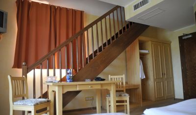 Imagine pentru Complex Pastravaria Albota 4*   valabile pentru Munte 2025