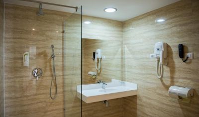 Imagine pentru Hotel Q Brasov 3* valabile pentru Munte 2026