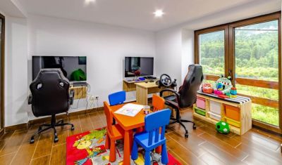 Imagine pentru Yael Luxury Apartments 3* valabile pentru Munte 2026