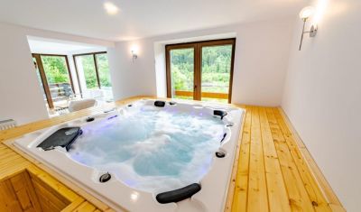 Imagine pentru Yael Luxury Apartments 3* valabile pentru Munte 2026