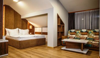 Imagine pentru Aparthotel Casa Karina Bansko 4* valabile pentru Munte Ski 2023/2024