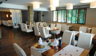 Imagine pentru Aparthotel Forest Nook 3* valabile pentru Munte Ski 2024/2025