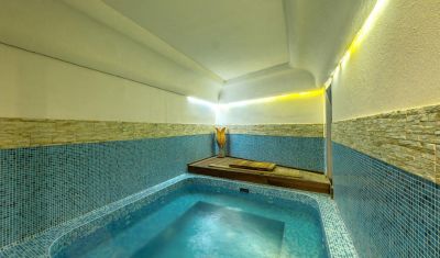 Imagine pentru Hotel Emerald 4* valabile pentru Munte Ski 2024/2025