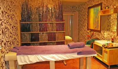 Imagine pentru Hotel Emerald 4* valabile pentru Munte Ski 2024/2025