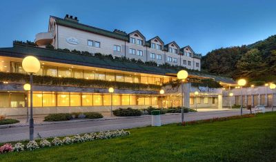 Imagine pentru Hotel Habakuk 5* - Demipensiune valabile pentru Munte Ski 2024/2025