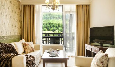 Imagine pentru Premier Luxury Mountain Resort 5* valabile pentru Munte Ski 2024/2025