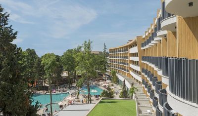 Imagine pentru Hotel HVD Club Bor 4*  valabile pentru Paste 