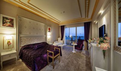 Imagine pentru Hotel Crystal Palace Luxury Resort 5*  valabile pentru Paste  2022