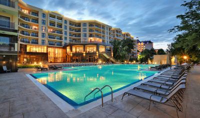 Imagine pentru Aparthotel Golden Line 4*  valabile pentru Paste  2023