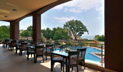 Imagine pentru Aparthotel Golden Line 4*  valabile pentru Paste  2023