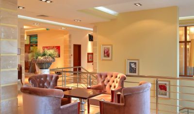 Imagine pentru Aparthotel Golden Line 4*  valabile pentru Paste  2023