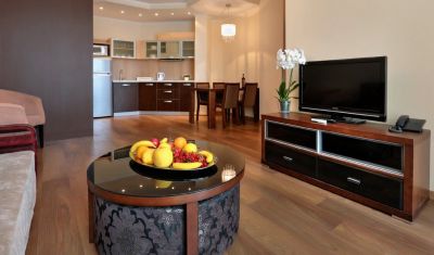 Imagine pentru Aparthotel Golden Line 4*  valabile pentru Paste  2023