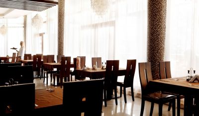 Imagine pentru Aparthotel Golden Line 4*  valabile pentru Paste  2023