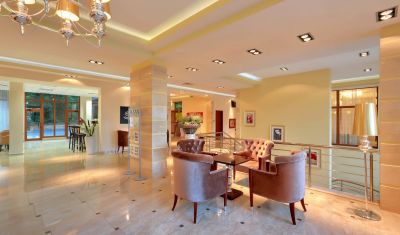Imagine pentru Aparthotel Golden Line 4*  valabile pentru Paste  2023
