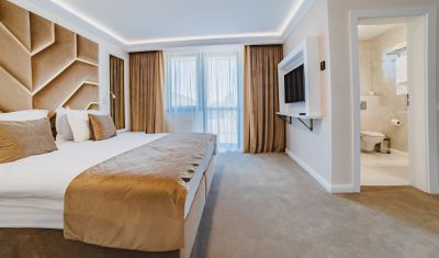 Imagine pentru Complex Turistic 3 Stejari 4* valabile pentru Paste  2023