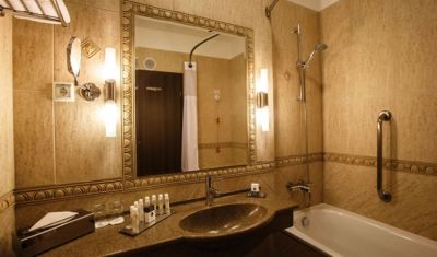 Imagine pentru DoubleTree by Hilton Hotel Sighisoara Cavaler 4* valabile pentru Paste  2023