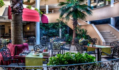 Imagine pentru Hotel Armas Amara Club Marine Nature 5*  valabile pentru Paste  2023