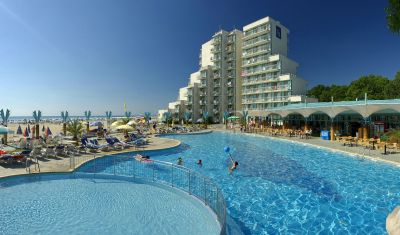 Imagine pentru Hotel Boryana 3* valabile pentru Paste  2023