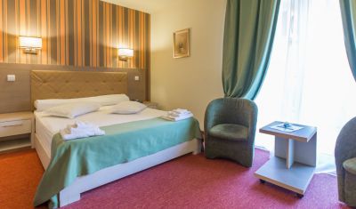 Imagine pentru Hotel Diana Resort 3*  valabile pentru Paste  2023