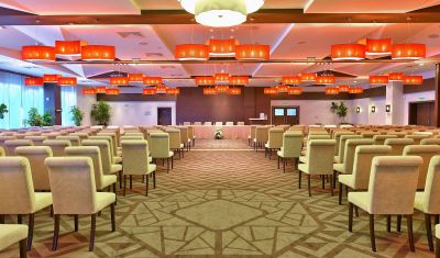 Imagine pentru Hotel International Casino & Tower Suites 5* valabile pentru Paste  2023