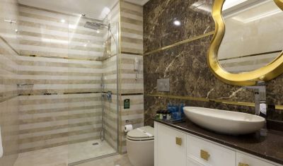 Imagine pentru Hotel Karmir Resort & Spa 5*  valabile pentru Paste  2023