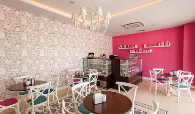 Imagine pentru Hotel Karmir Resort & Spa 5*  valabile pentru Paste  2023
