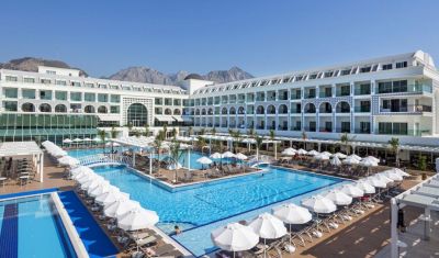 Imagine pentru Hotel Karmir Resort & Spa 5*  valabile pentru Paste  2023