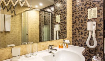 Imagine pentru Hotel Laguna Park & Aqua Club 4* valabile pentru Paste  2023